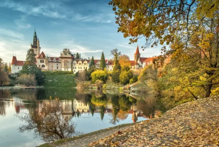 family tax benefits autumn Prague