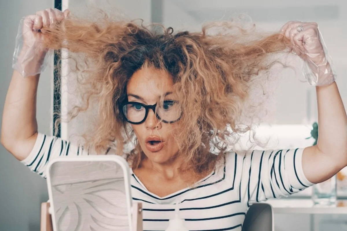 hair selfcare at home woman