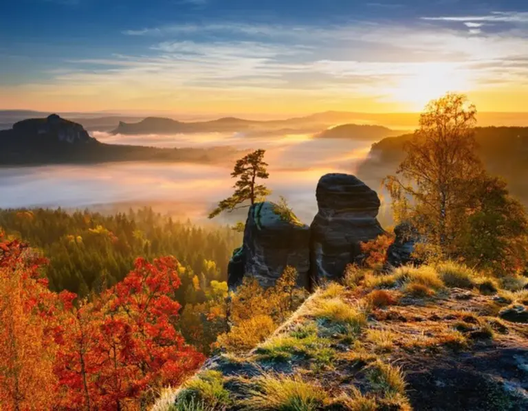 czech woman autumn melancholy sunrise park