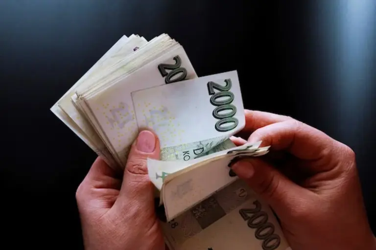 czech man woman investing mobile phone coins