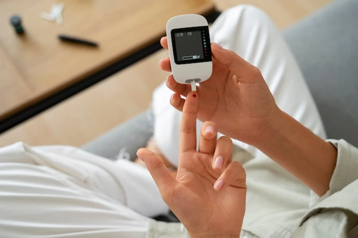 czech person setting up wellness app on smartphone