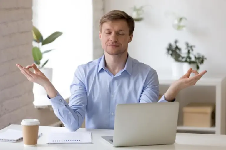 mindful break office worker focus productivity
