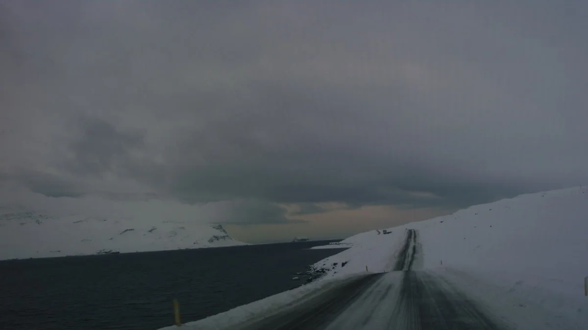 dangerous black ice road early morning november