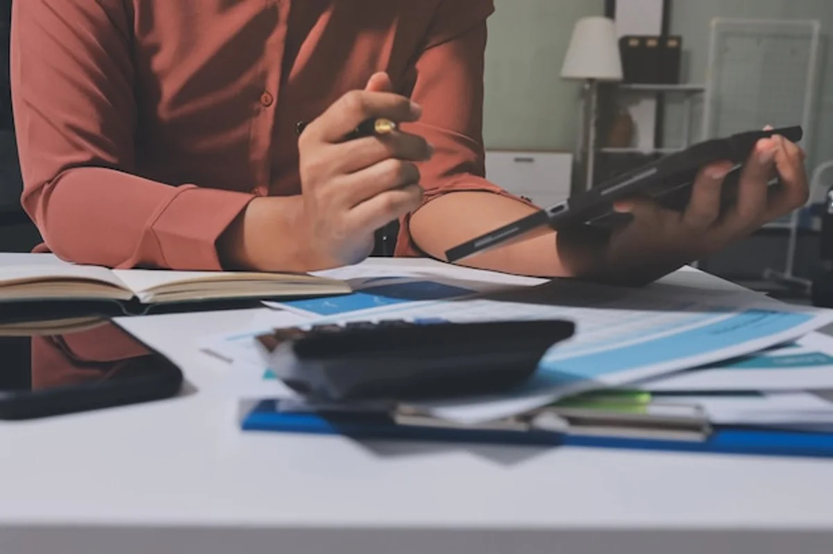 czech family budgeting at home discussion