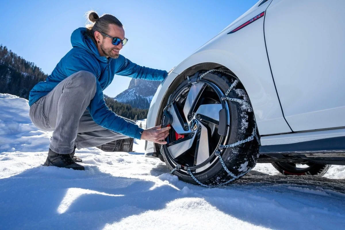 car snow chains in alpine mountains