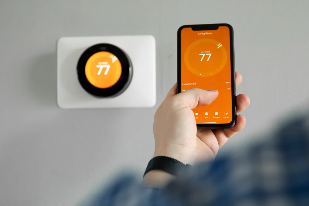 czech smart thermostat autumn energy saving