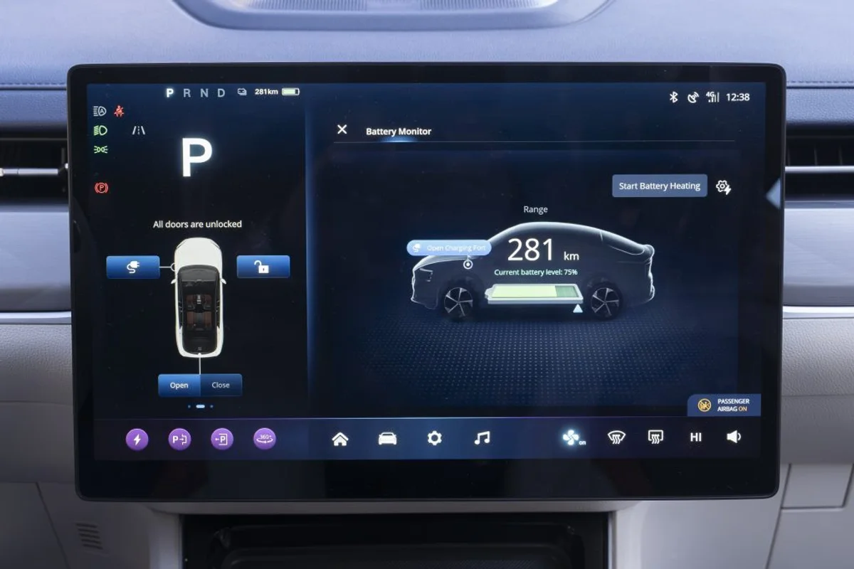 interior electric car screen battery preconditioning winter