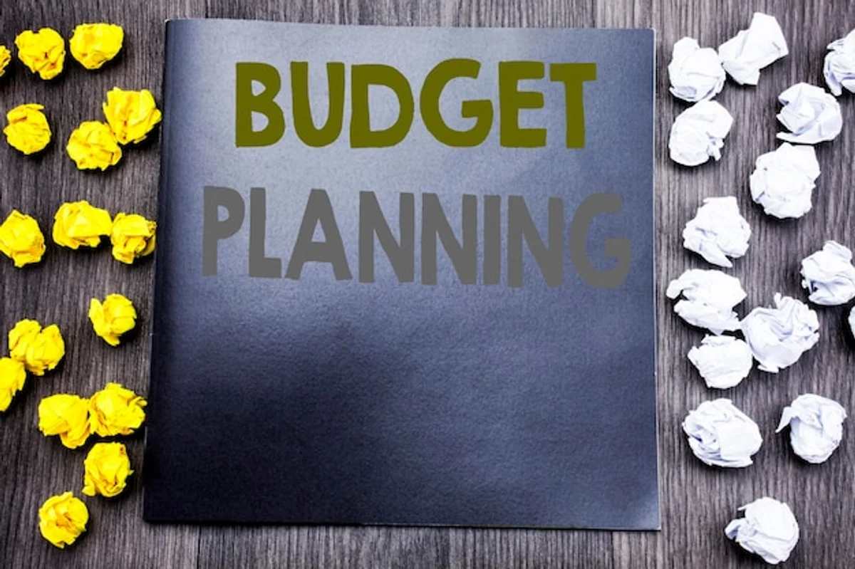 czech family budget planning at home