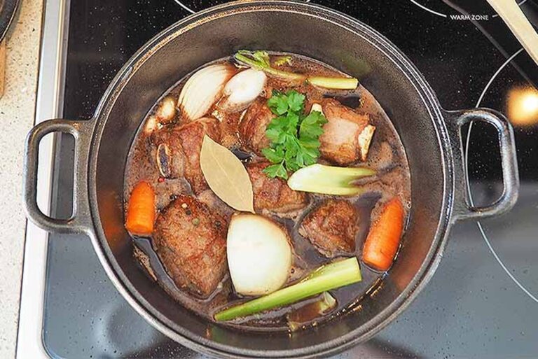 Bobkový list do mouky je návrat ke staré české tricku proti molům