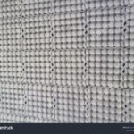 Krabice od vajec na zeď: Geniální zvuková izolace za pár korun