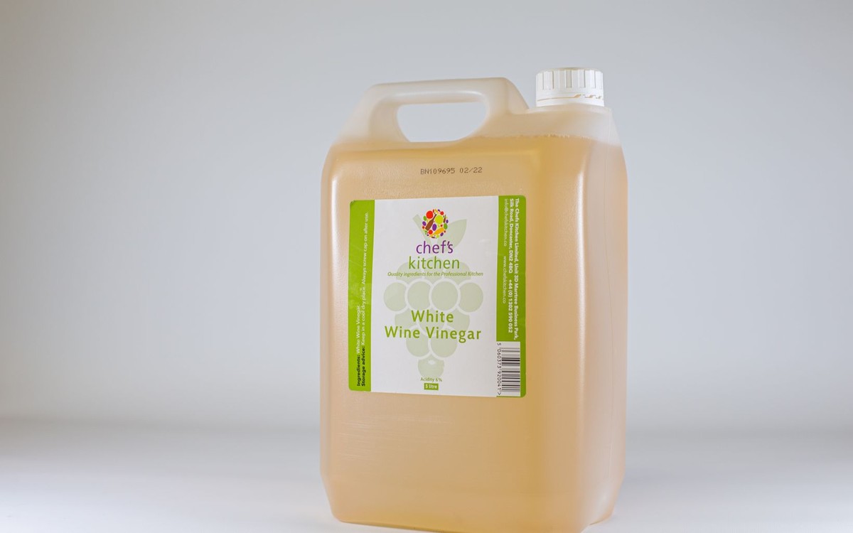 Proč šéfkuchaři vždy přidávají ocet do varu vajec – věda to potvrzuje - image 2