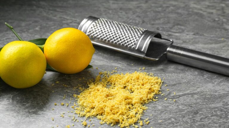 Zmrazená citronová kůra v odpadu: co s ní udělat místo vyhodit