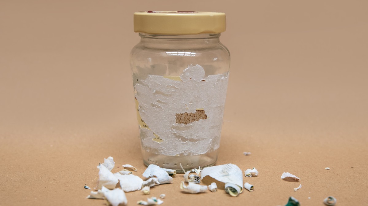 Kukuřičný škrob na lepivé zbytky: levnější než jakýkoli čistič - image 1