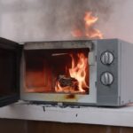 Sůl v mikrovlnce: jak zabránit explozi potravin