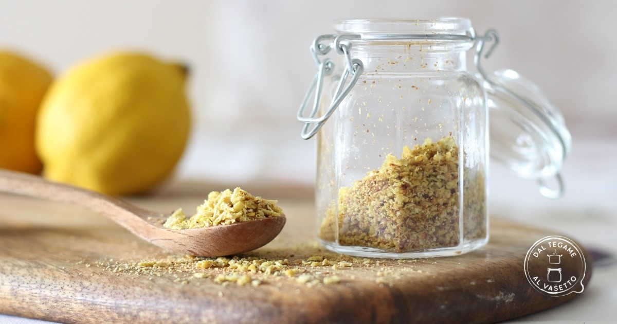 Citronová kůra v mikrovlnné troubě: jak se zbavit pachů za 60 sekund - image 1