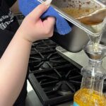 Instalatéři varují: nikdy nelijte tento tuk do kanalizace