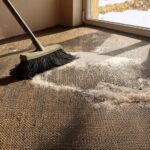 Obyčejná sůl na špinavém koberci: Bakterie zmizí bez čistiva