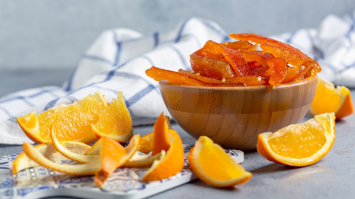 Pomerančová slupka v lednici: přirozený pohlcovač pachů bez chemie