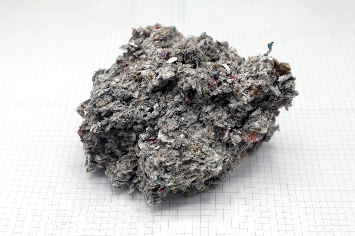 Proč vkládat noviny pod koberce v místnostech bez vytápění