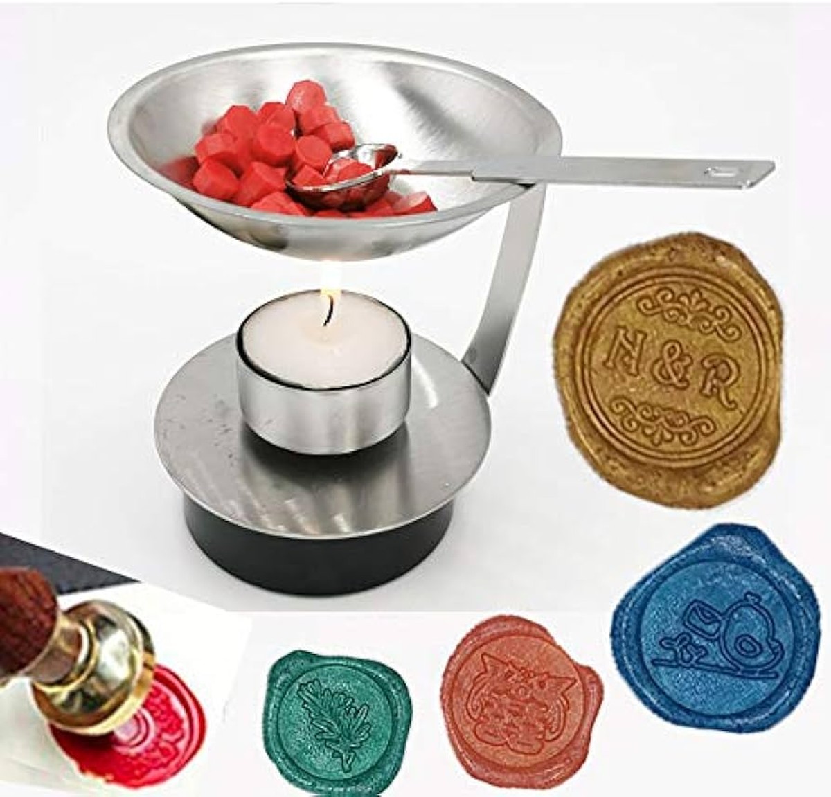 Vosková svíčka na problémových místech oken: zimu už nebudete cítit - image 1