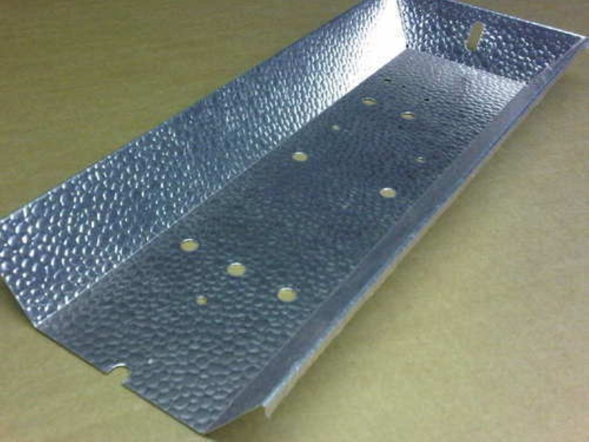 Hliníková fólie za radiátorem? Odborníci tvrdí, že ušetří až 30 procent na účtech - image 1