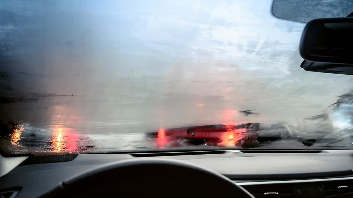 Máslo na okna v zimě funguje lépe než drahé spreje od značek - image 2