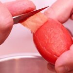 Піддувайте запалювачем під горщик: невідома трюк шефів для скиднення шкури помідорів