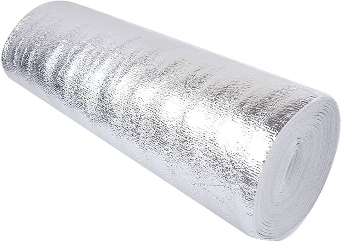 Průhledná plastová fólie za radiátor: jak ušetřit 30 % na vytápění