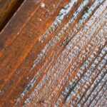 Truhlář prozradil: proč dřevo "pláče" před změnou počasí